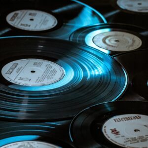 Photo of records by Miriana Dorobanțu